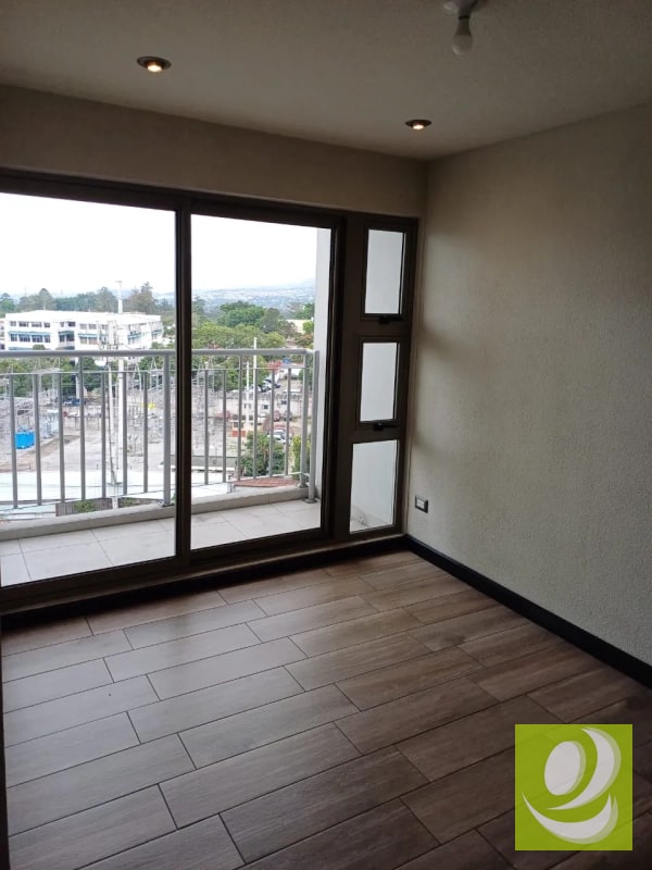VENDO APARTAMENTO EN MARISCAL Y PERIFERICO ZONA 11 - 7