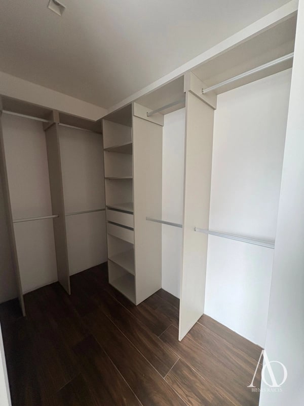 Apartamento en Alquiler / Venta Edificio Vila Quince, zona 15 VH2 N8 / EN DIRECTO 01 - 4
