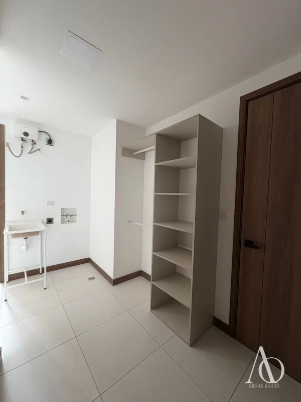Apartamento en Alquiler / Venta Edificio Vila Quince, zona 15 VH2 N8 / EN DIRECTO 01 - 9