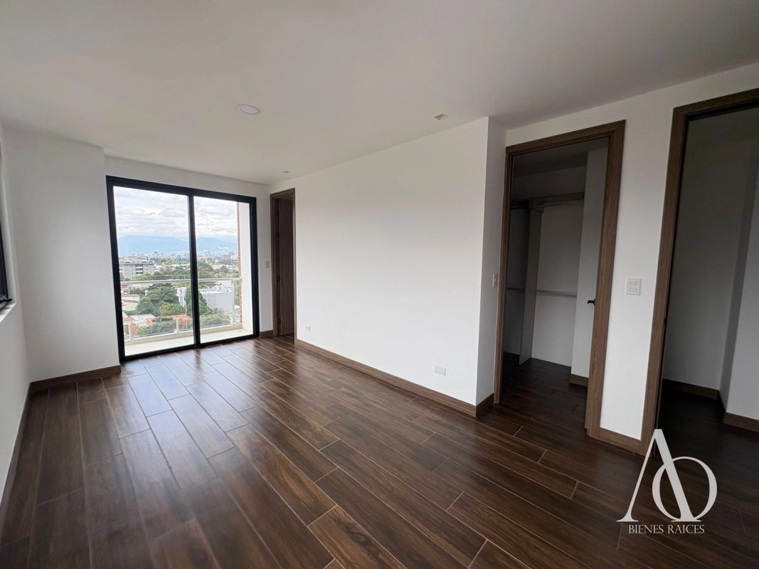 Apartamento en Alquiler / Venta Edificio Vila Quince, zona 15 VH2 N8 / EN DIRECTO 01 - 10