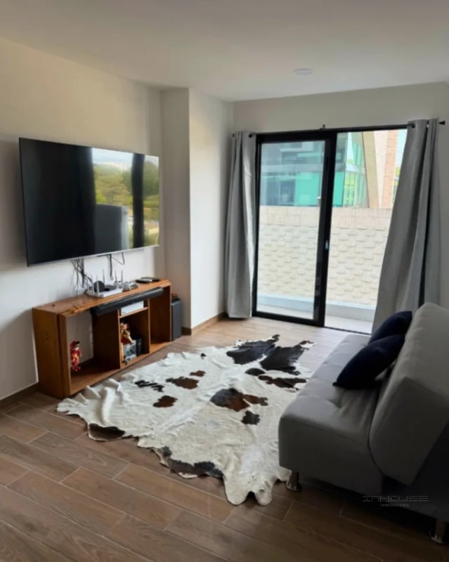 APARTAMENTO EN VENTA ZONA 14 -PARQUE 14- - 3