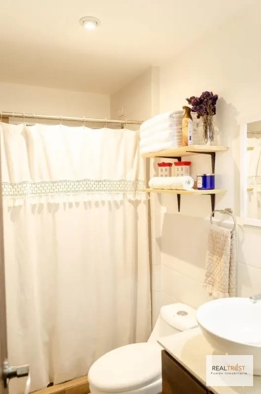 APARTAMENTO EN VENTA AMUEBLADO Y EQUIPADO ZONA 13, TORRE PAMPLONA — Apartamento en Venta en *Otro / No especificar, Zona 13, Guatemala, Ciudad — foto 8 de 15