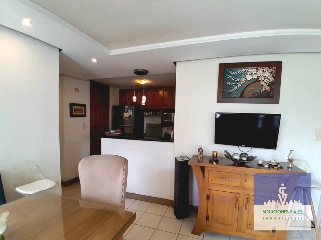 APARTAMENTO EN VENTA CON MEJORAS EN ALTOS DE SABANA, ZONA 17 - 6