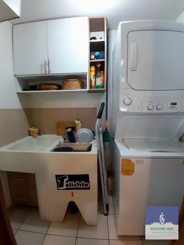 APARTAMENTO EN VENTA CON MEJORAS EN ALTOS DE SABANA, ZONA 17 - 2