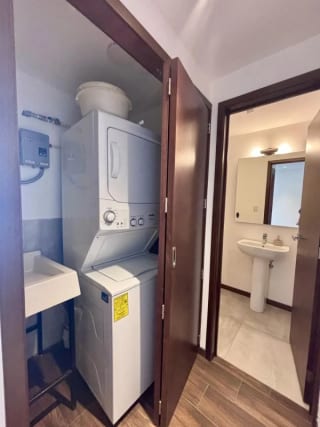 Venta Apartamento Santa Clara, Zona 10 — Apartamento en Venta en Casa Clara, Zona 10, Guatemala, Ciudad — miniatura 3 de 12