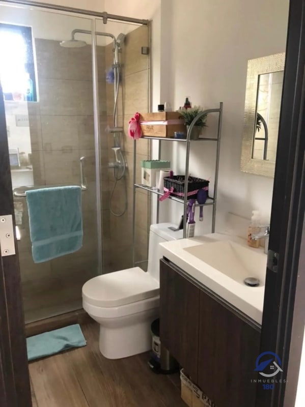 Apartamento amueblado en venta en Edificio Vivalt, zona 10, Ciudad de Guatemala — Apartamento en Venta en Vivalt, Zona 10, Guatemala, Ciudad — foto 10 de 13