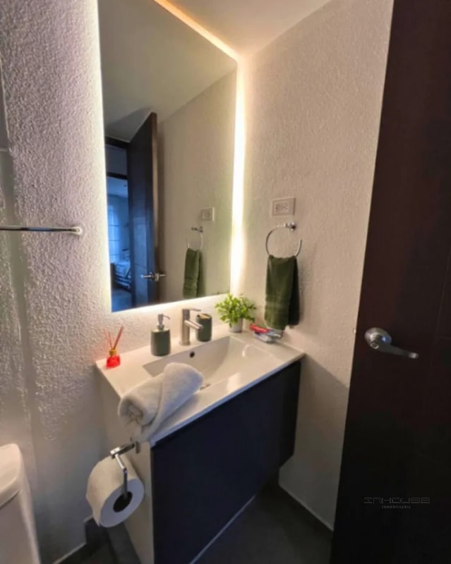 APARTAMENTO EN RENTA ZONA 7 PARQUE MATEO PRIMER NIVEL - 6