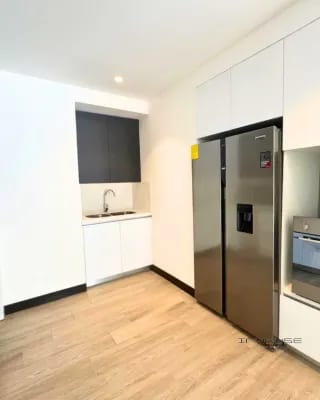 APARTAMENTO EN RENTA ZONA 13 IRIDIA CON TERRAZA — Apartamento en Alquiler en Zona 13, Guatemala, Ciudad — miniatura 5 de 16