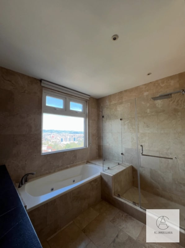 Lindo apartamento en venta en Torre Real - 1