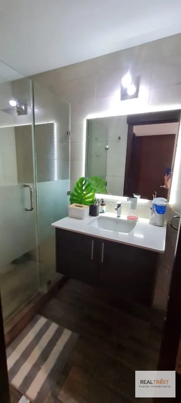 RENTO APARTAMENTO ZONA 15, VISTA HERMOSA 2  **se pueden incluir los muebles. - 2