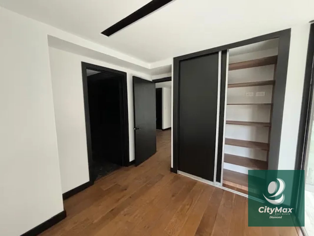 Apartamento en re venta en zona 11 Villa Mariscal - 2
