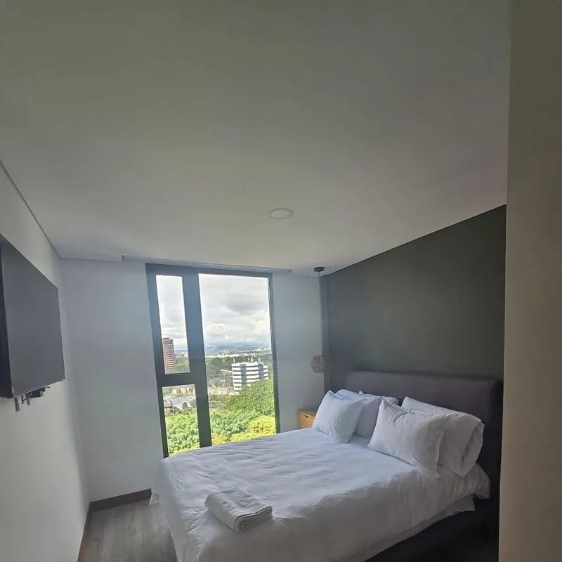 Venta de apartamento en zona 10 Reserva Diez de 3 dormitorios y dormitorio de servicio — Apartamento en Venta en Reserva Diez, Zona 10, Guatemala, Ciudad — foto 6 de 10
