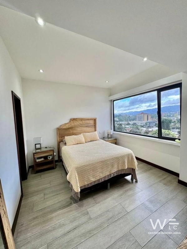 VENDO APARTAMENTO ZONA 14 - 15