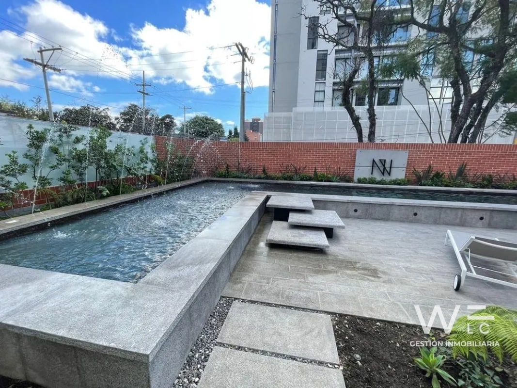 VENDO APARTAMENTO ZONA 14 - 10