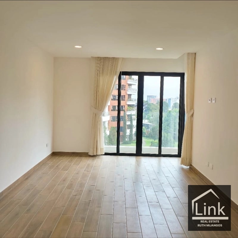 ALQUILER DE APARTAMENTO ZONA 14 PARQUE 14 - 10