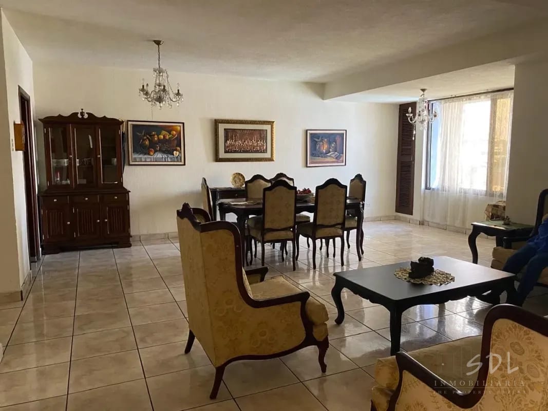 Zona 9 cerca Plaza España — Apartamento en Alquiler en Zona 9, Guatemala, Ciudad — foto 2 de 10