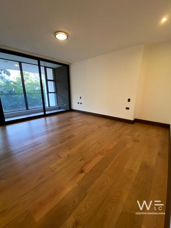 VENDO APARTAMENTO ZONA 16 - 2