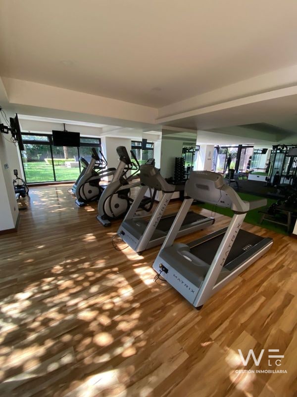VENDO APARTAMENTO ZONA 16 - 14