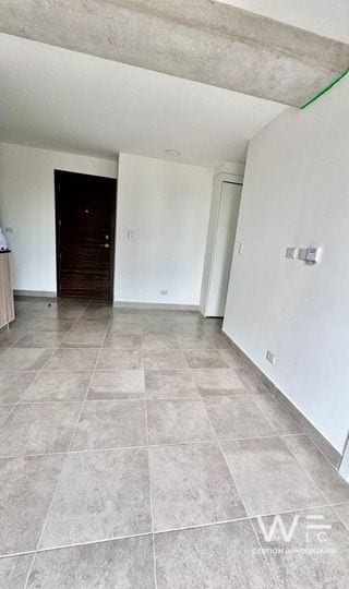 VENDO APARTAMENTO ZONA 10                  CODIGO: 1001-R-470 — Apartamento en Venta en Fiamene, Zona 10, Guatemala, Ciudad — miniatura 5 de 14