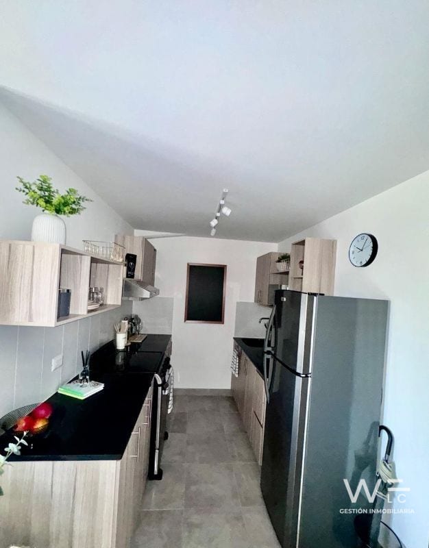 VENDO APARTAMENTO ZONA 10                  CODIGO: 1001-R-470 — Apartamento en Venta en Fiamene, Zona 10, Guatemala, Ciudad — foto 2 de 14
