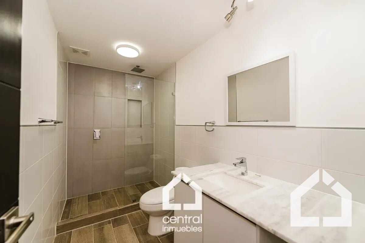 Amplio y moderno apartamento de 3 habitaciones en RENTA en Segheria zona 14 — Apartamento en Alquiler en Segheria, Zona 14, Guatemala, Ciudad — foto 8 de 12