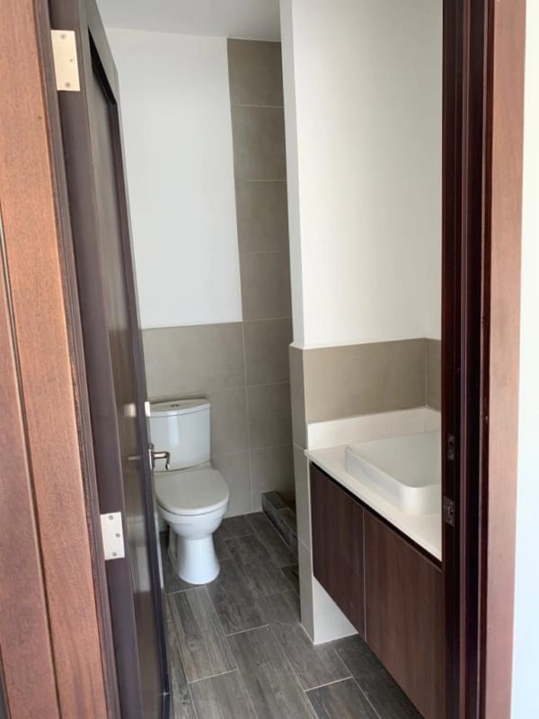 Apartamento en renta Lirios de Cayala — Apartamento en Alquiler en Zona 16, Guatemala, Ciudad — foto 11 de 17