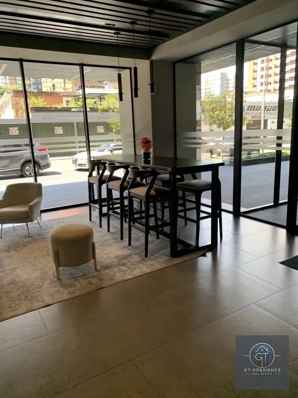 Lindo apartamento en venta en edificio IQ 10 zona 10 — Apartamento en Venta en IQ10, Zona 10, Guatemala, Ciudad — foto 2 de 17