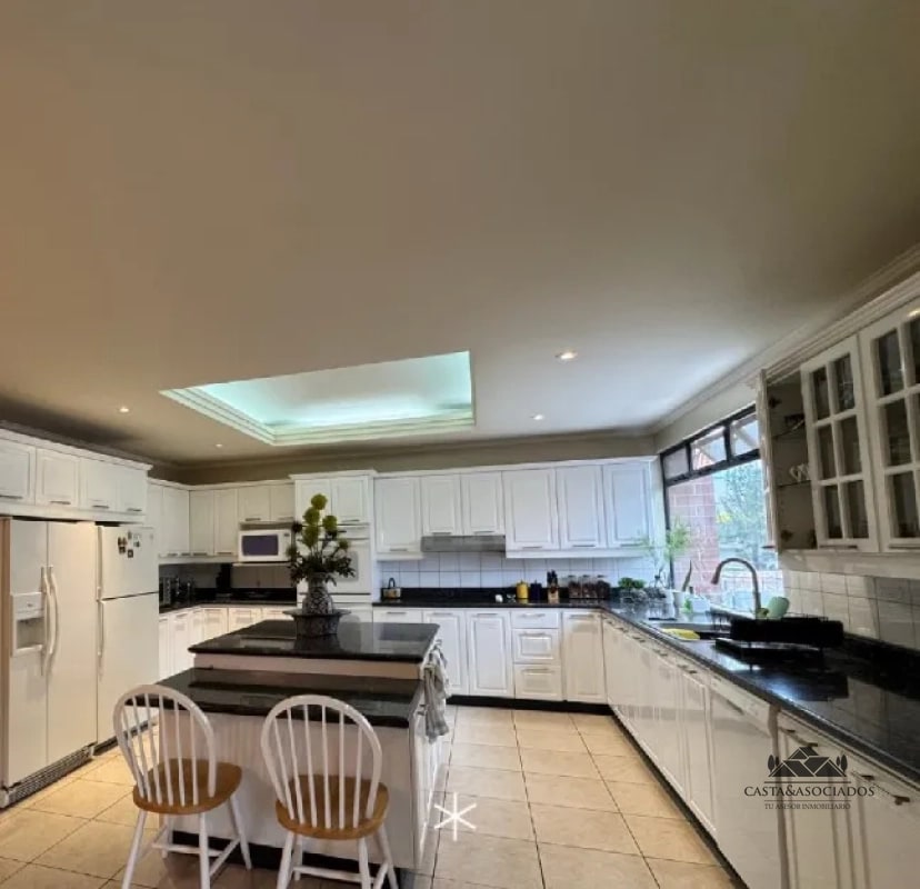 APARTAMENTO EN VENTA ZONA 10 - 2