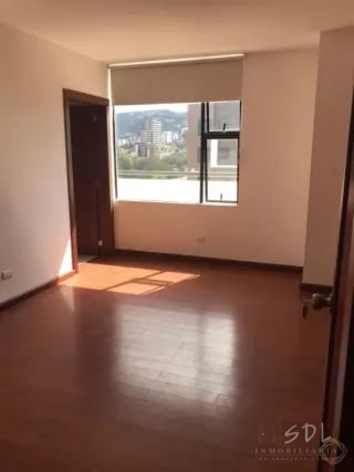Zona 15, edificio Orleans — Apartamento en Venta en Zona 15, Guatemala, Ciudad — miniatura 4 de 5