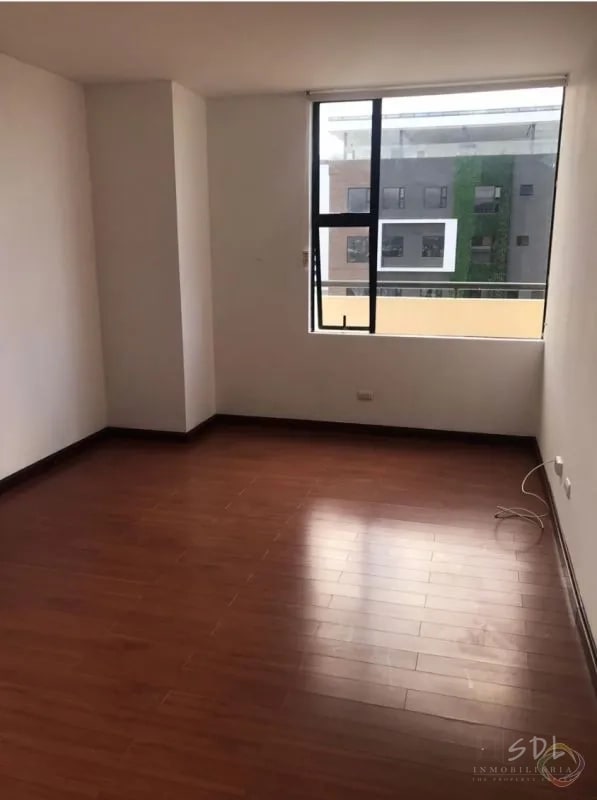 Zona 15, edificio Orleans - 1