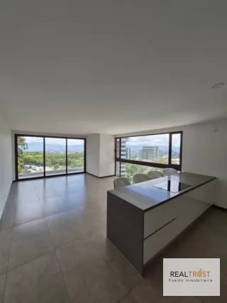 EN VENTA PRECIOSO APARTAMENTO CON TERRAZA, SAN LÁZARO ZONA 15 — Apartamento en Venta en San Lázaro, Zona 15, Guatemala, Ciudad — miniatura 1 de 12