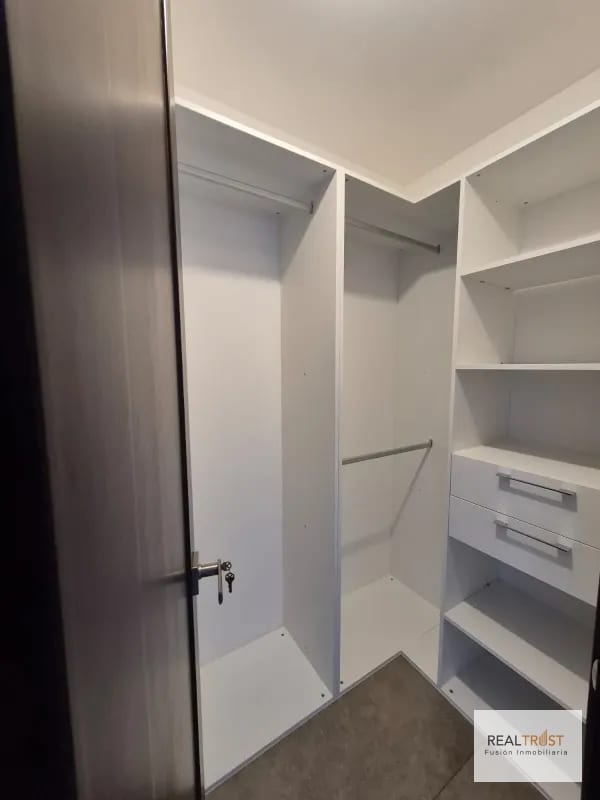 EN VENTA PRECIOSO APARTAMENTO CON TERRAZA, SAN LÁZARO ZONA 15 — Apartamento en Venta en San Lázaro, Zona 15, Guatemala, Ciudad — foto 6 de 12