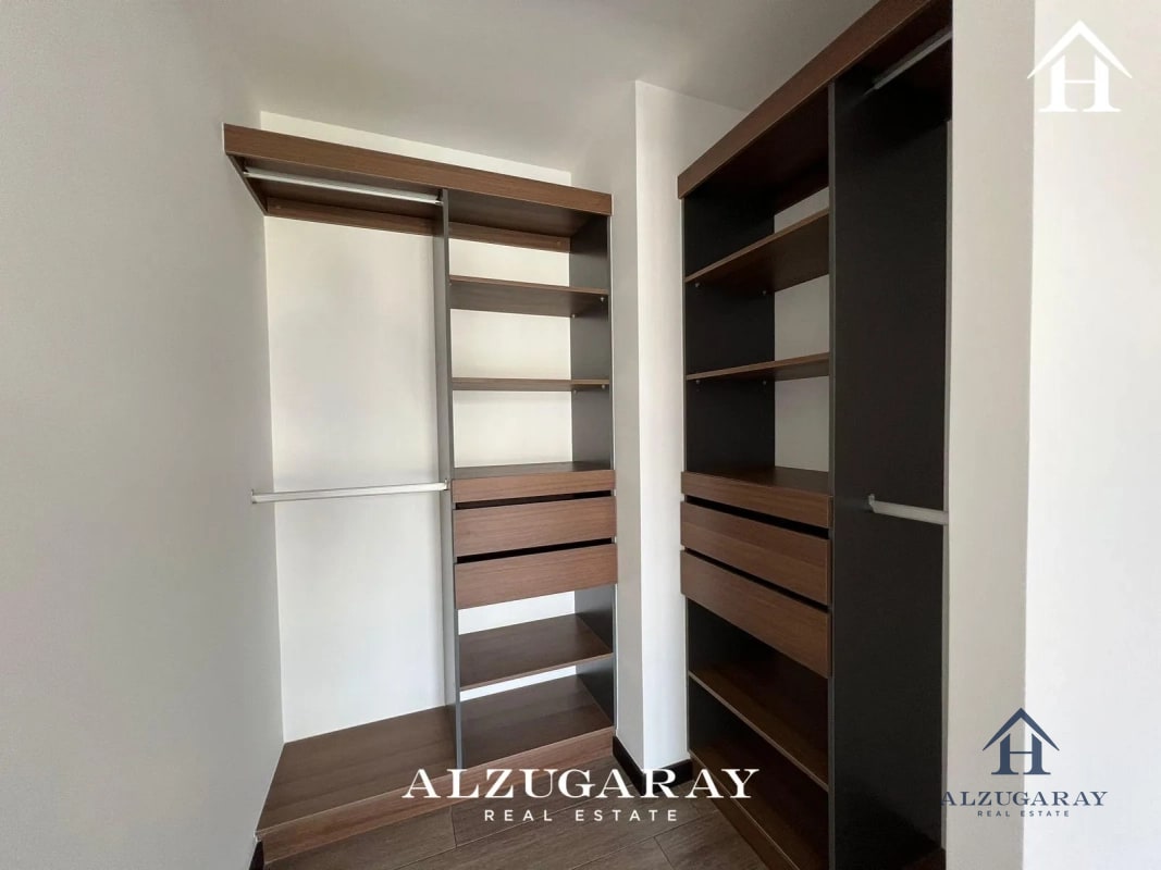 APTO NIVEL ALTO C/ VISTA	 2 HAB. / EDIFICIO IQ10 Z.10 - 4