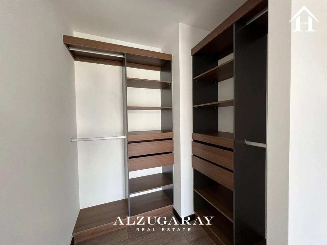 APTO NIVEL ALTO C/ VISTA	 2 HAB. / EDIFICIO IQ10 Z.10 — Apartamento en Venta en Zona 10, Guatemala, Ciudad — foto 5 de 10