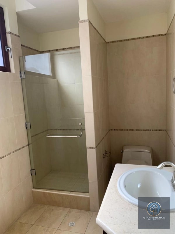 Lindo y amplio apartamento en venta en edificio zona 14 - 1