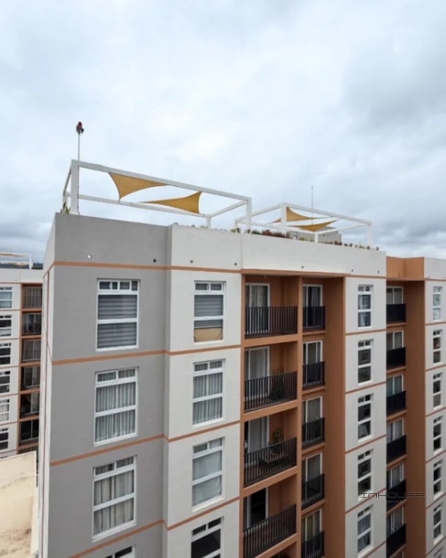APARTAMENTO EN VENTA EN ZONA 16 LARES CON BALCÓN EN NIVEL ALTO PARA ESTRENAR - 1
