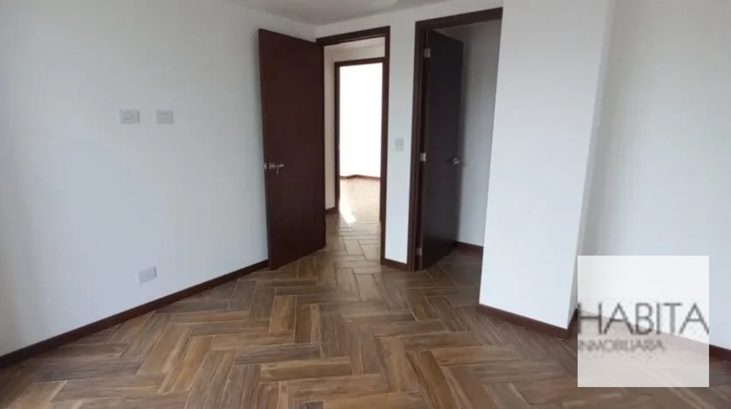 Apartamento en Venta y/o Renta zona 10 - 5
