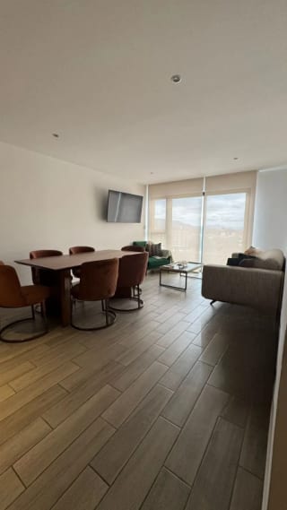 Apartamento Amueblado en Renta Zona 10 Edif. Parque 10 — Apartamento en Alquiler en Parque 10, Zona 10, Guatemala, Ciudad — miniatura 1 de 9