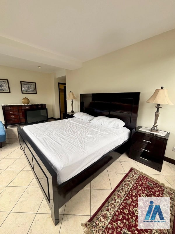 APARTAMENTO AMUEBLADO EN ALQUILER O VENTA📍Edificio Milenia, zona 10 - 3