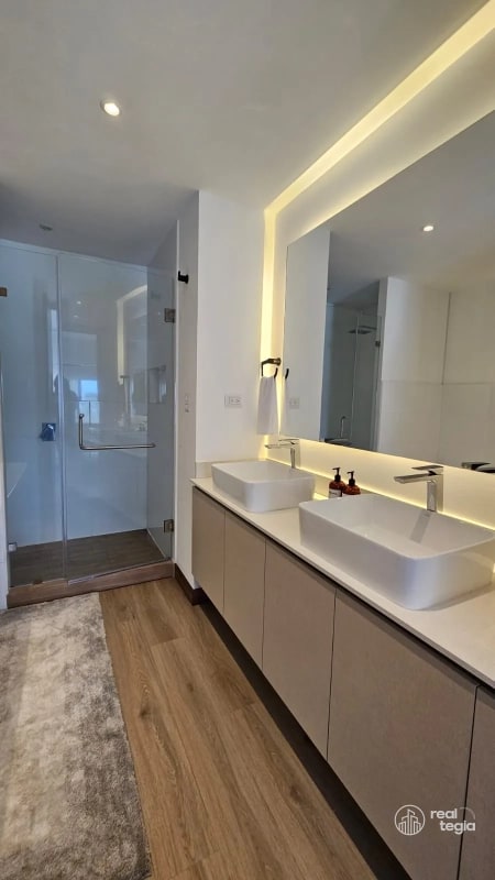 APARTAMENTO ZONA 13 - 4