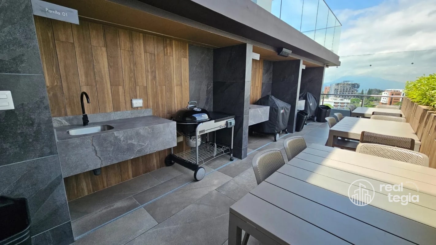 APARTAMENTO ZONA 13 - 1