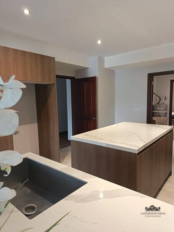 PROYECTO APARTAMENTOS EN VENTA ZONA 10 - 8