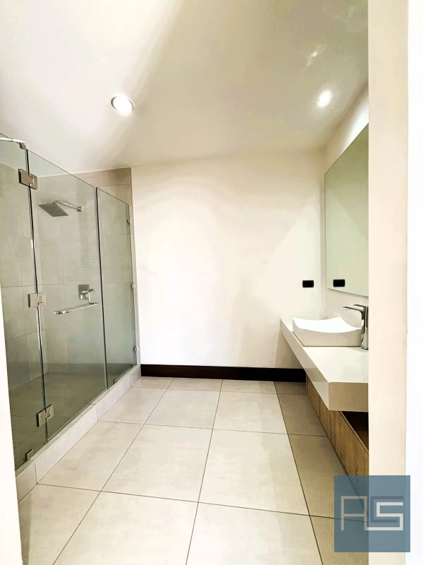 *APARTAMENTO MODERNO Y AMPLIO DE 2 NIVELES EN VENTA EN ZEN CAYALÁ* - 3