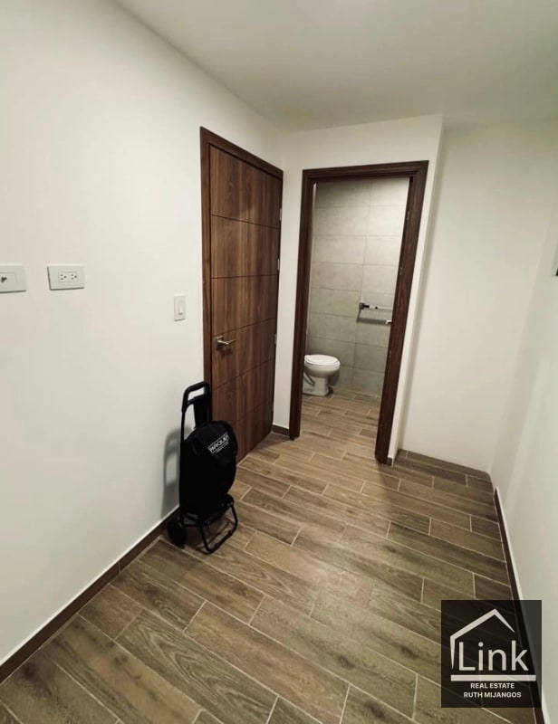 RENTA O VENTA de Apartamenro zona 14 - 4