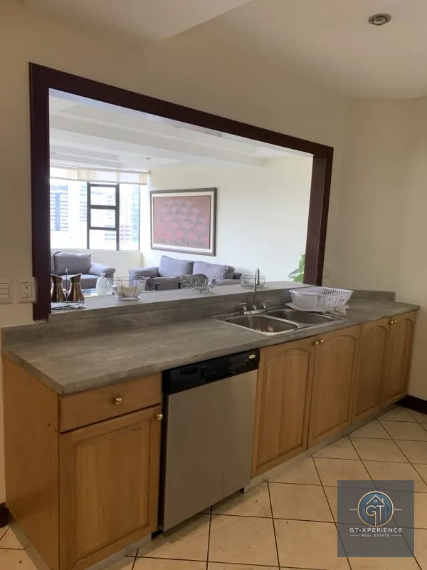 Lindo y amplio apartamento en Edificio Milenia zona 10 — Apartamento en Alquiler en Zona 10, Guatemala, Ciudad — foto 11 de 14