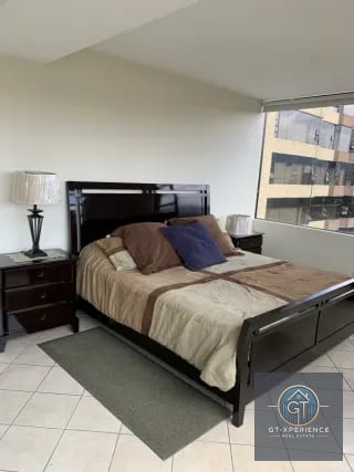 Lindo y amplio apartamento en Edificio Milenia zona 10 — Apartamento en Alquiler en Zona 10, Guatemala, Ciudad — miniatura 7 de 14