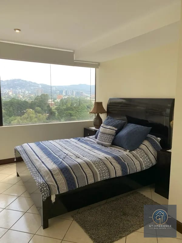 Lindo y amplio apartamento en Edificio Milenia zona 10 — Apartamento en Alquiler en Zona 10, Guatemala, Ciudad — foto 3 de 14