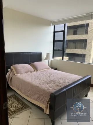 Lindo y amplio apartamento en Edificio Milenia zona 10 — Apartamento en Alquiler en Zona 10, Guatemala, Ciudad — miniatura 2 de 14