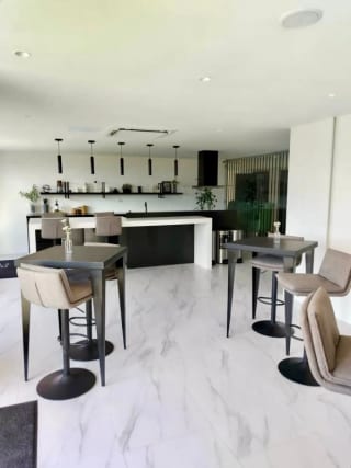Venta Apartamento, Edificio Cèntrico, Zona 5 — Apartamento en Venta en Zona 5, Guatemala, Ciudad — miniatura 4 de 10