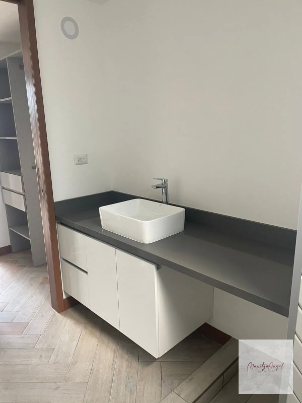 APARTAMENTO EN VENTA EN ZONA 16 - 7